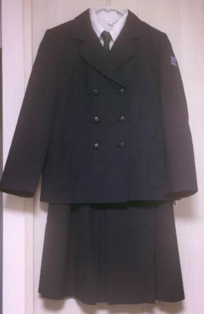 ☆夏休みセール☆ 某高校 制服4点セット ブレザー、ブラウス、ネクタイ、スカート
